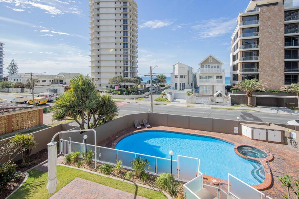 Bougainvillea Gold Coast Holiday Apartments Kültér fotó
